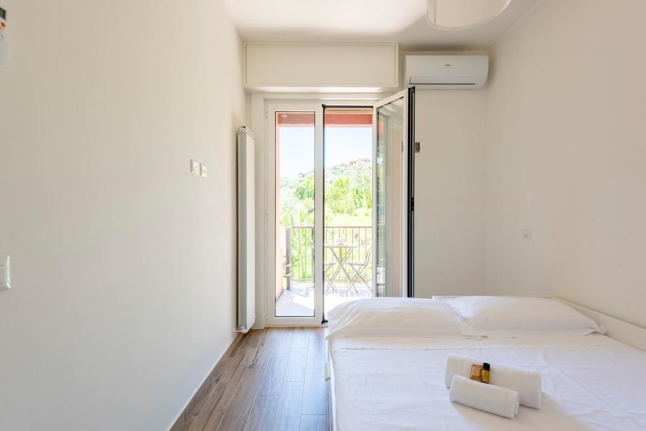 ראפאלו Joivy Lele Apartment With Swimming Pool מראה חיצוני תמונה